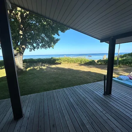 Σπίτι διακοπών House In 1st Row To *