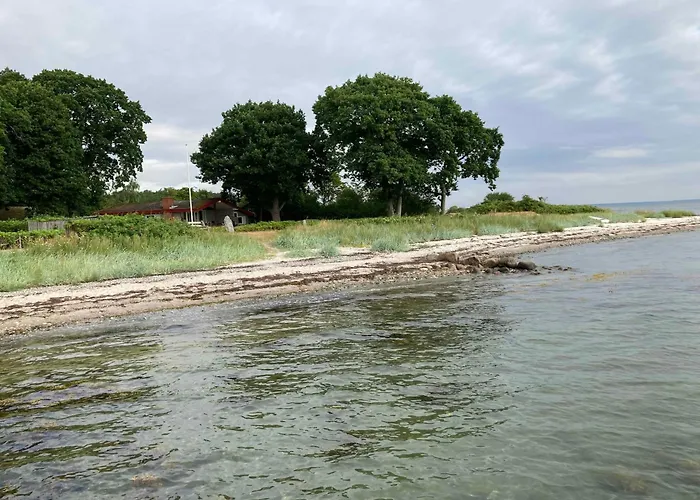 House In 1st Row To בית נופש הדרסלב